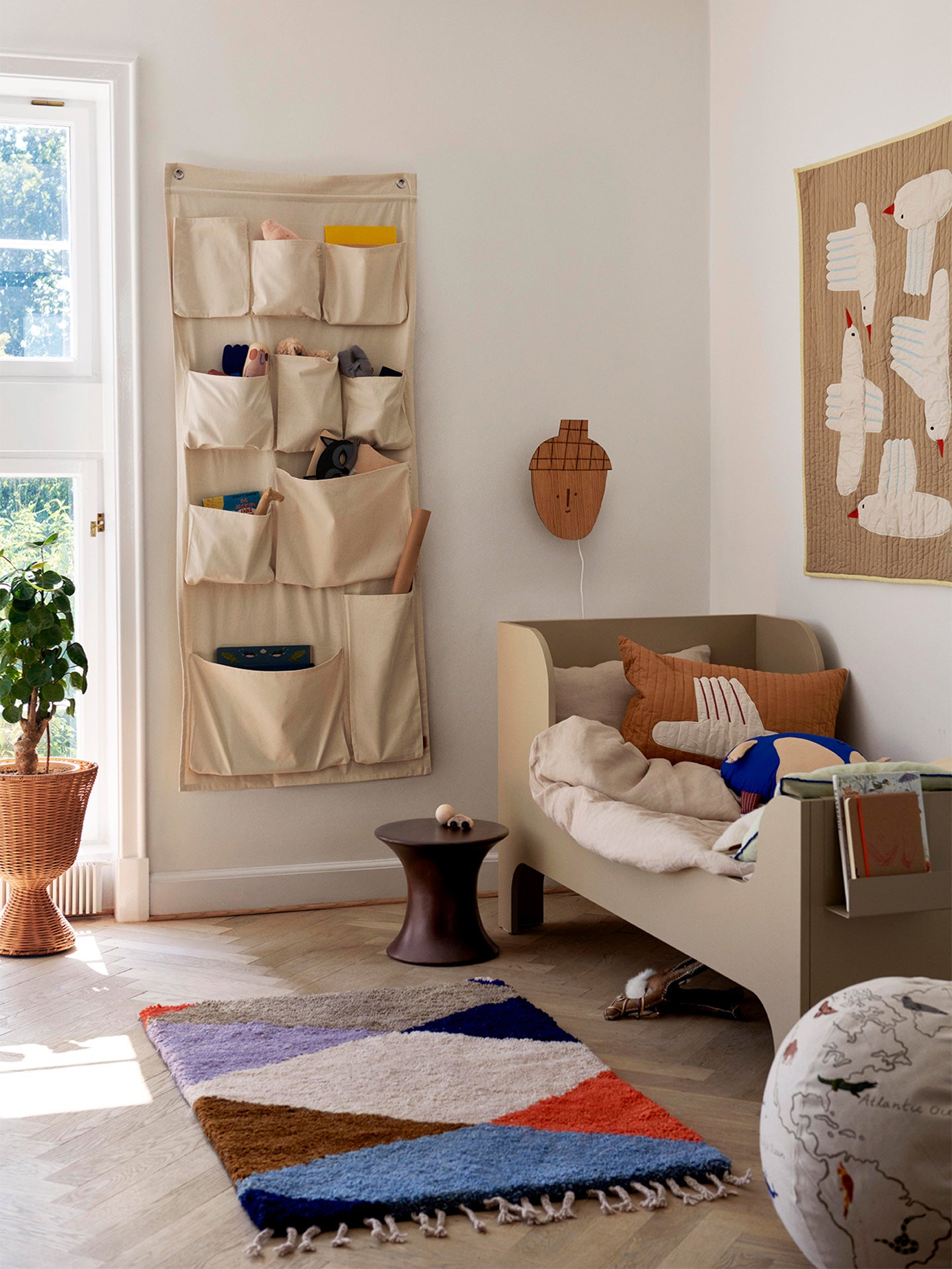 Ferm Living SPIN STOOL -jakkara