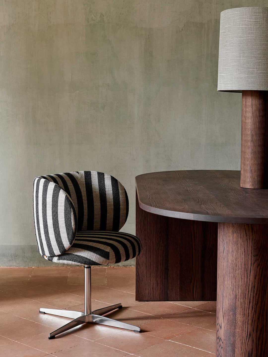 Ferm Living RICO DINING -tuoli, kääntyvä