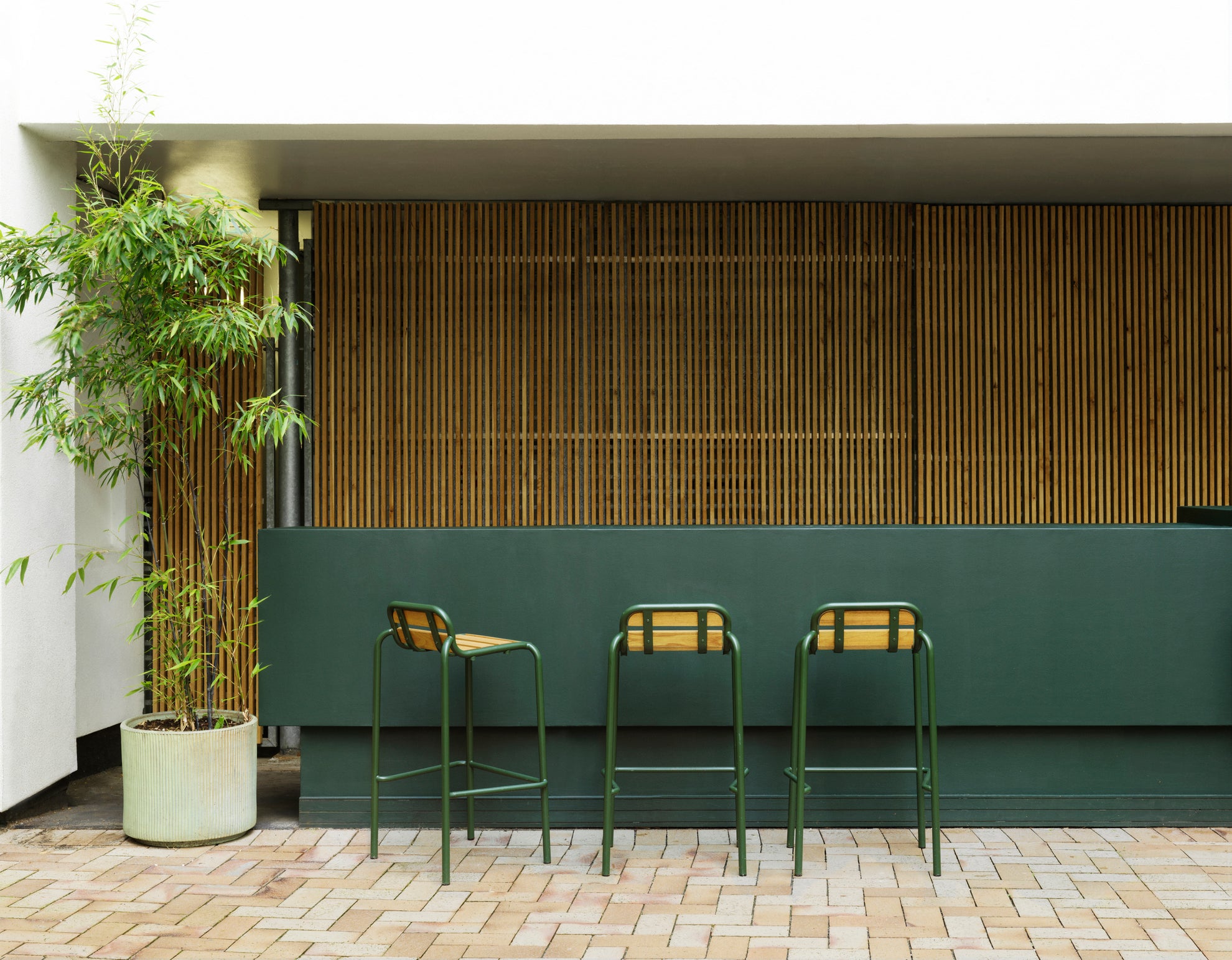 Normann Copenhagen VIG WOOD -baarituoli