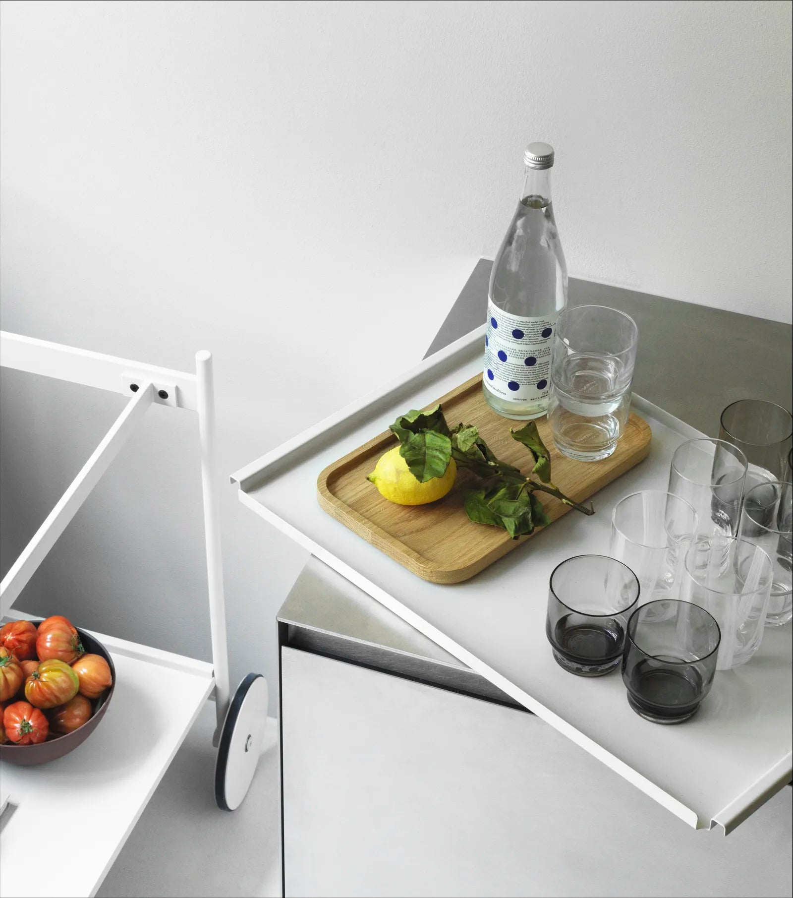 Normann Copenhagen RUL -tarjoiluvaunu