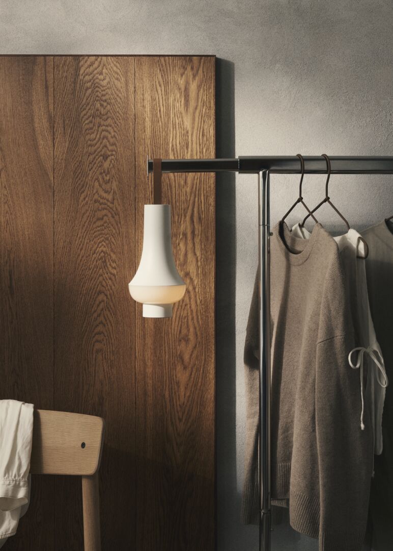 Louis Poulsen TOMOSHI -ladattava valaisin