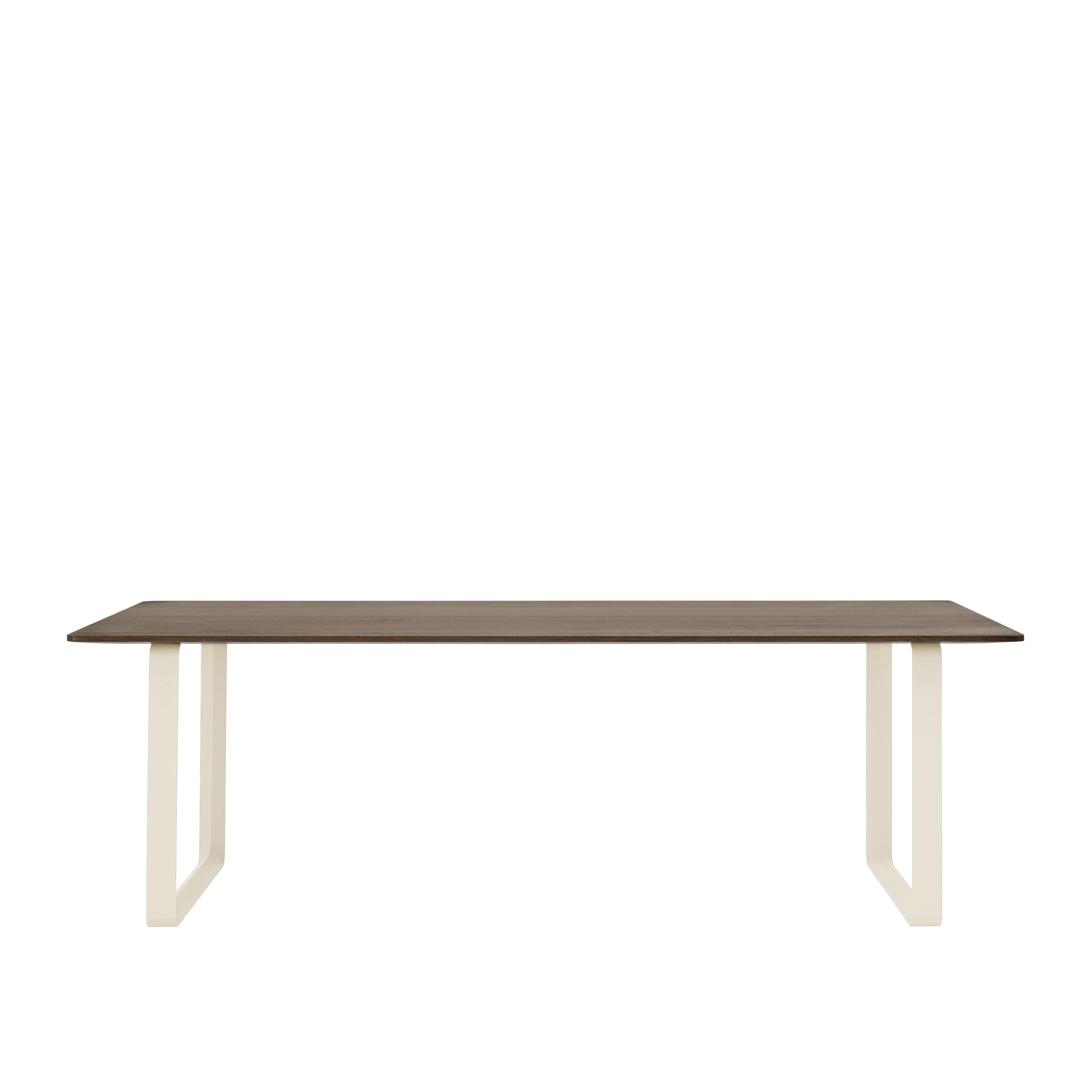 Muuto 70/70 -pöytä, solid oak