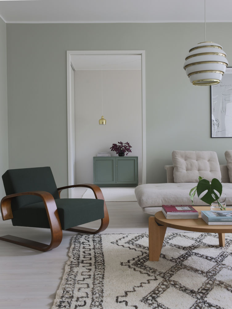 Artek 400 ''TANKKI'' -nojatuoli (pähkinä)