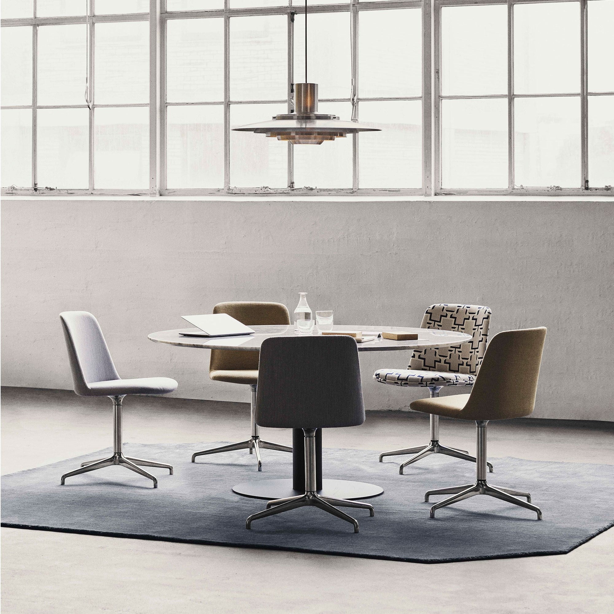 &tradition IN BETWEEN SK20 -pöytä