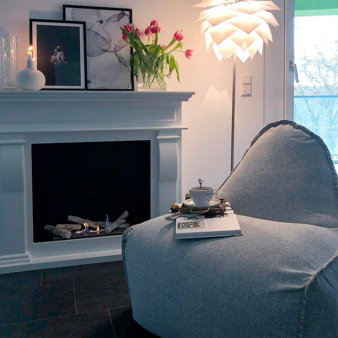 Sackit COBANA LOUNGE -säkkituoli ja POUF -rahi