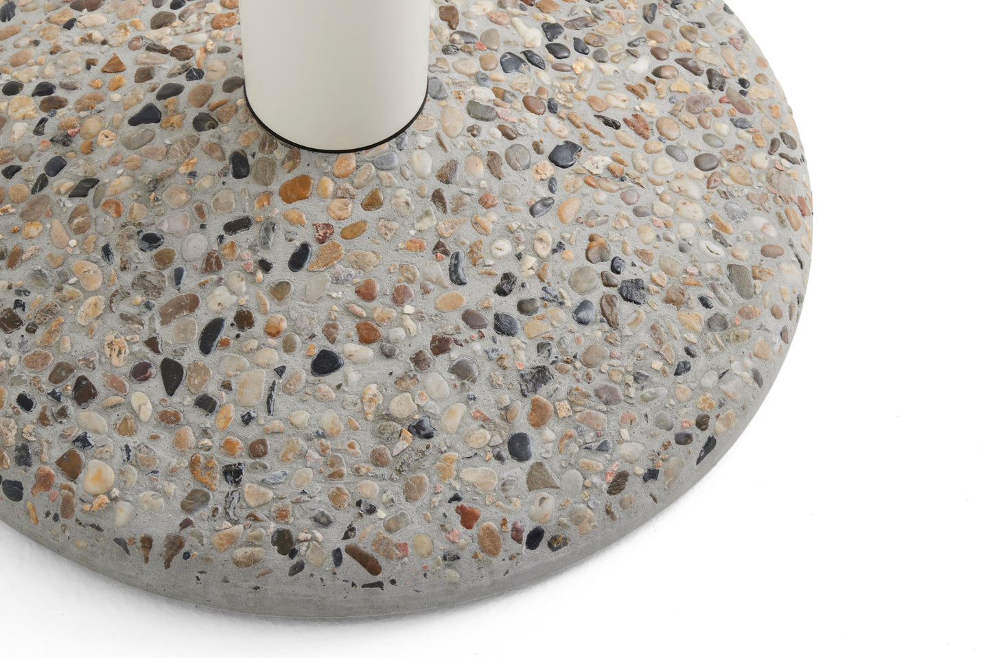 Hay CERAMIC -pöytä