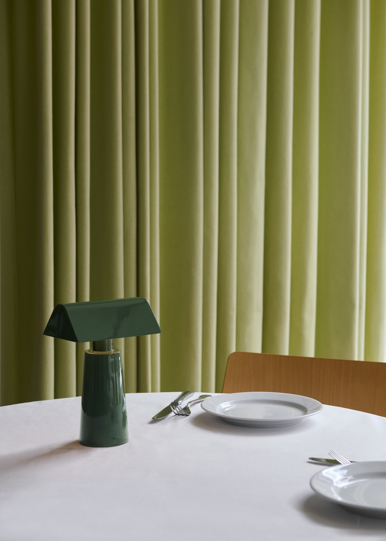 &tradition CARET PORTABLE MF1 -valaisin