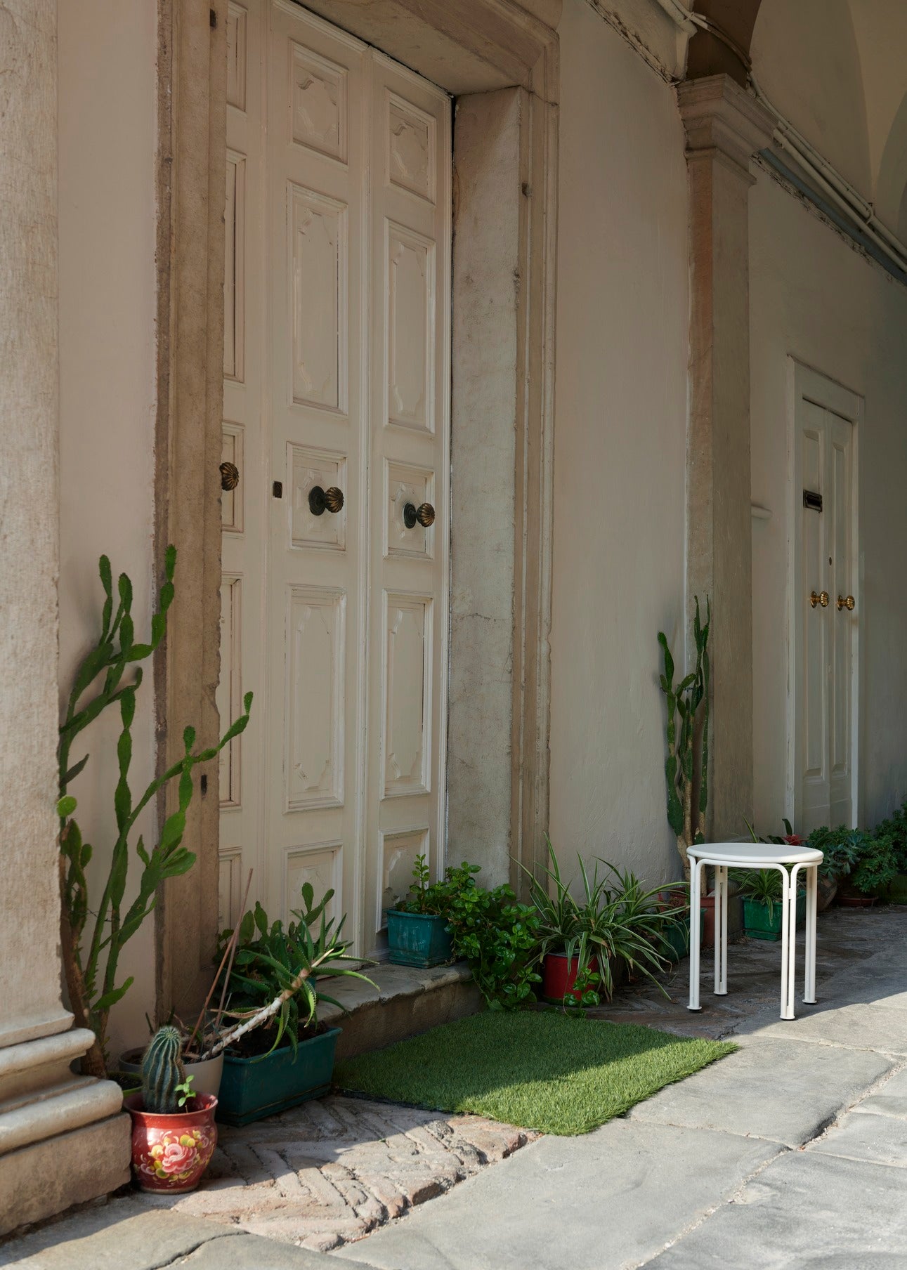 &tradition THORVALD SC102 -sivupöytä