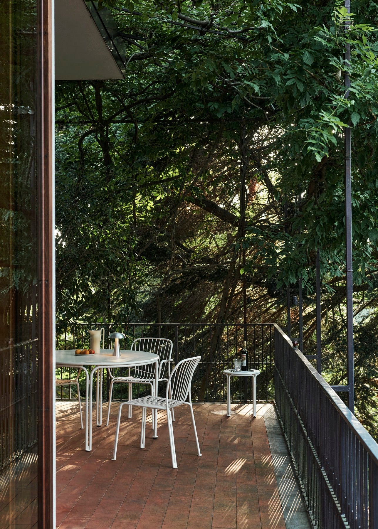 &tradition THORVALD SC102 -sivupöytä