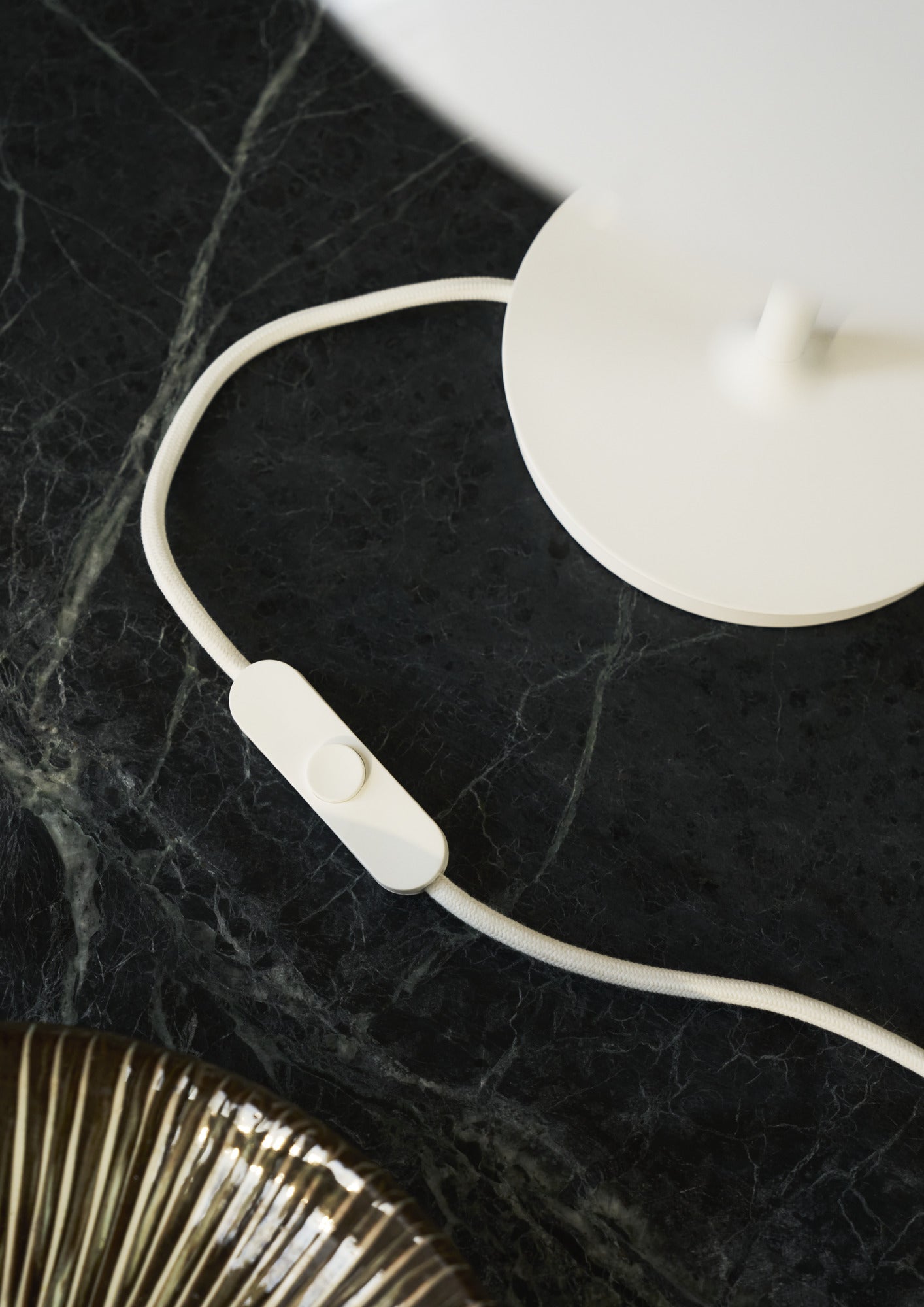 Louis Poulsen PH 80 -pöytävalaisin