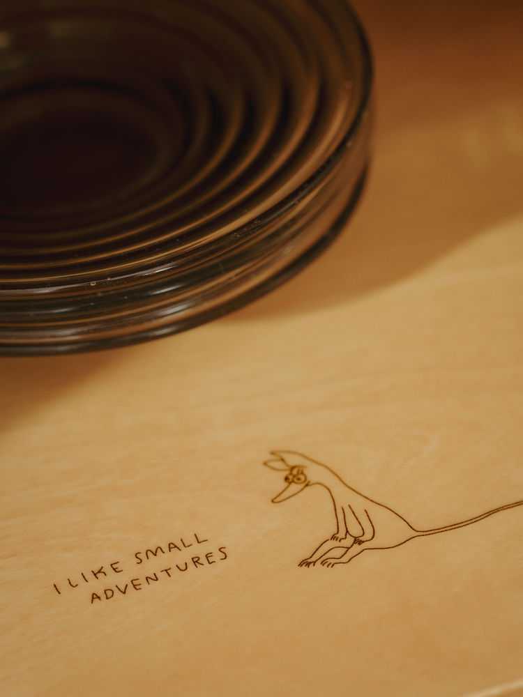 Artek + MUUMIT 60 JUHLA -jakkara