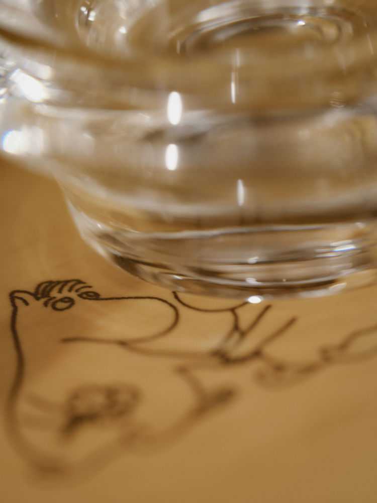 Artek + MUUMIT 60 JUHLA -jakkara