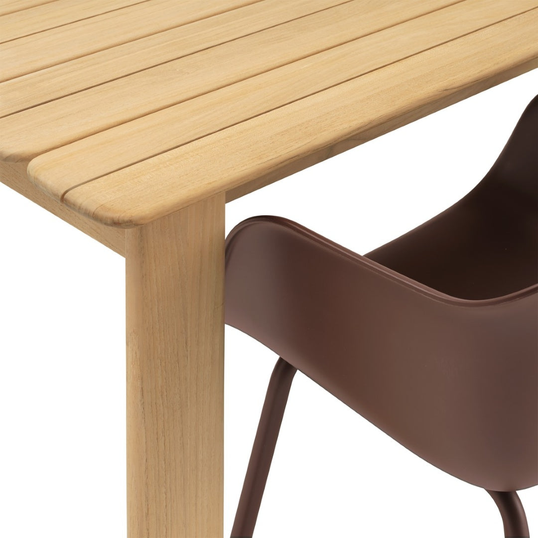Muuto ASSEMBLE -pöytä