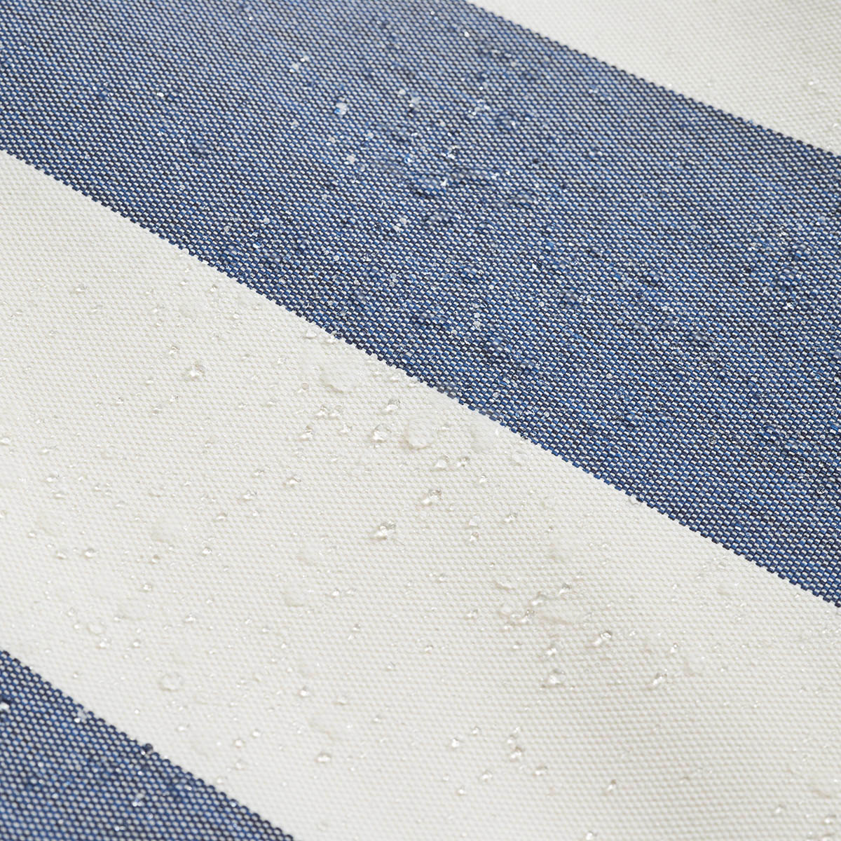 Fatboy ROCK’N ROLL -keinutuoli ja ORIGINAL OUTDOOR -säkkituoli