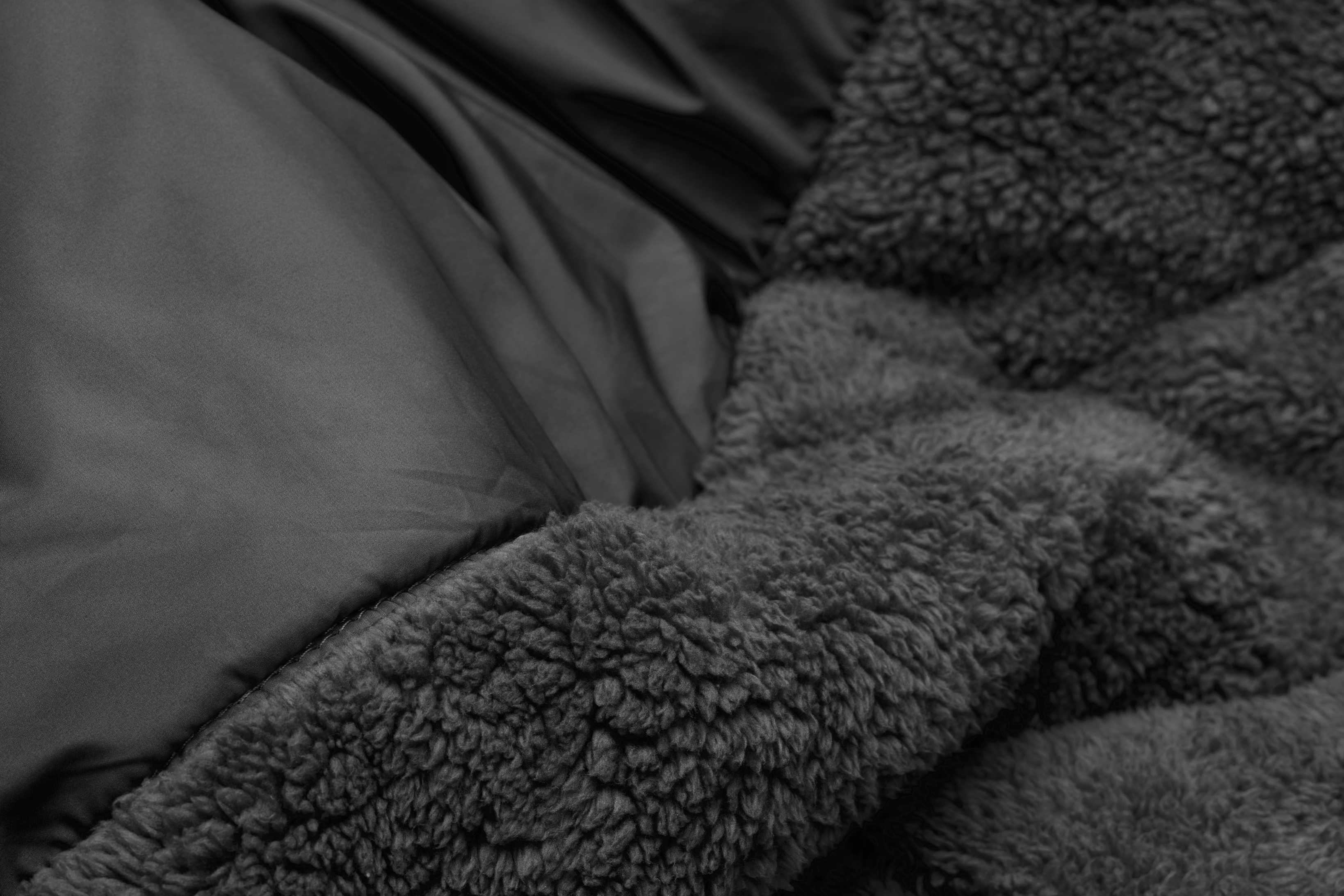 Fatboy HOTSPOT BLANKET -ladattava lämpöpeitto