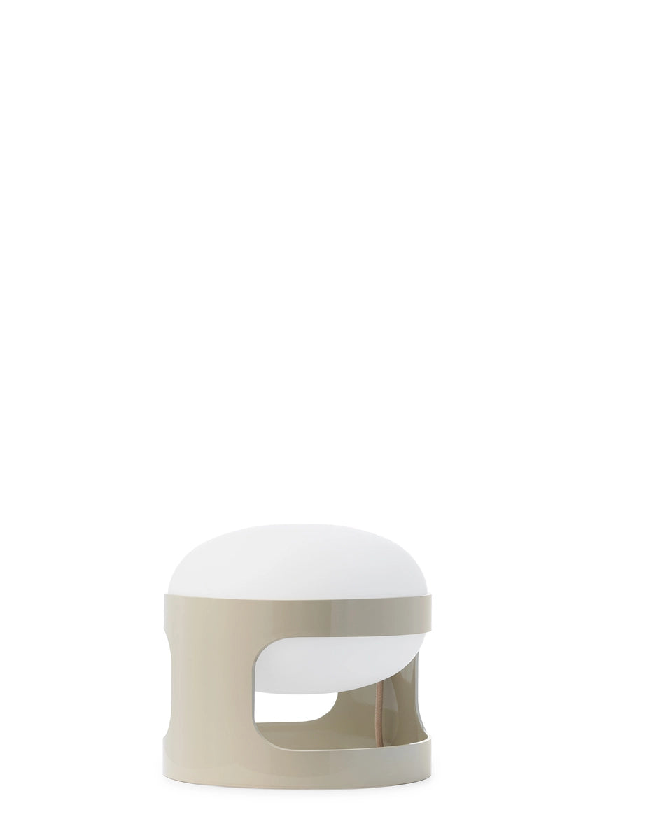 Kartell KD28 -pöytävalaisin