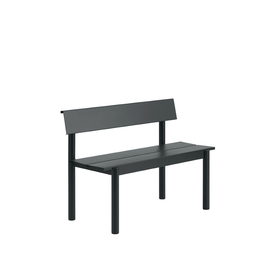 Muuto LINEAR STEEL -penkki selkänojalla