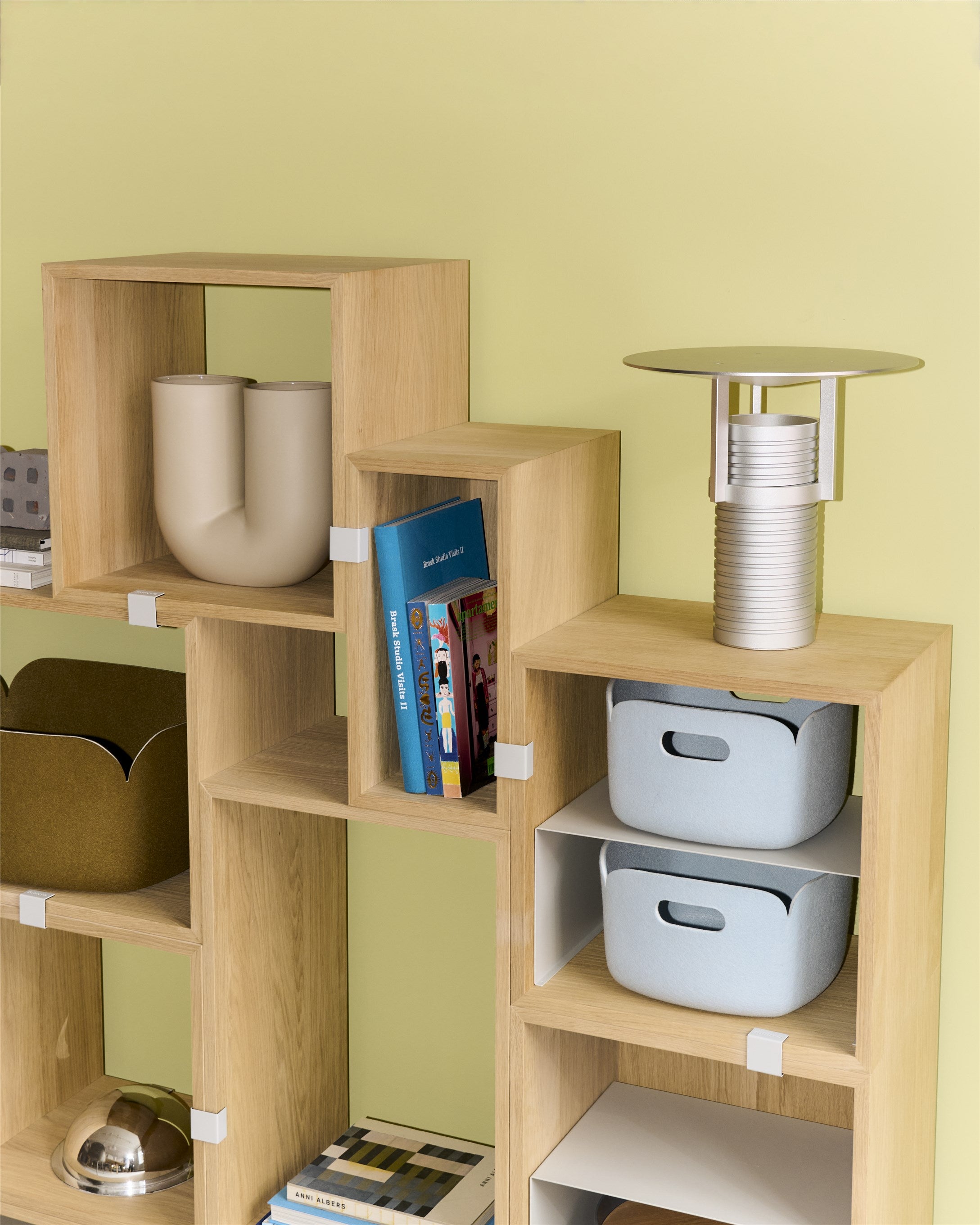 Muuto SET -pöytävalaisin