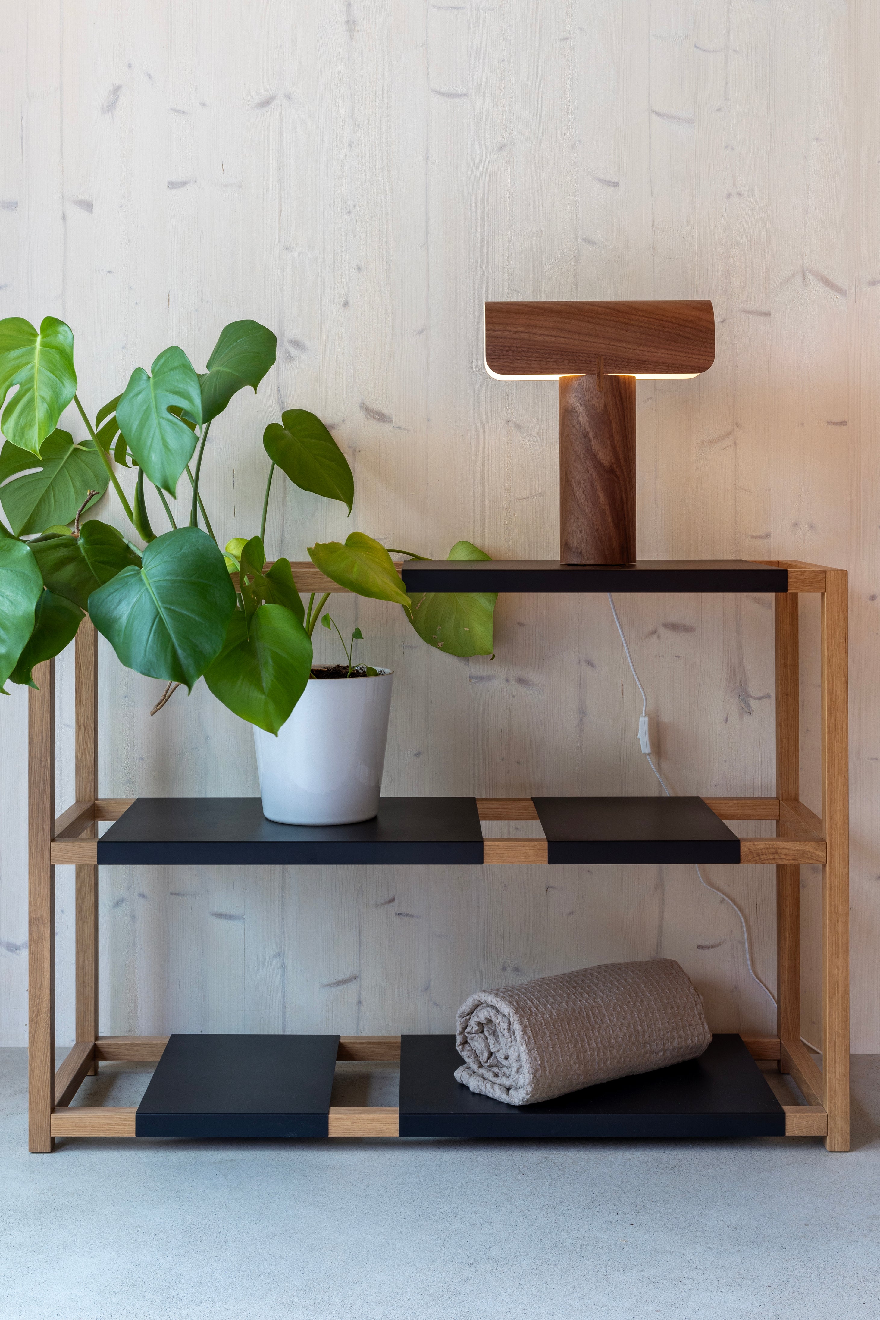 Secto TEELO 8020 -pöytävalaisin