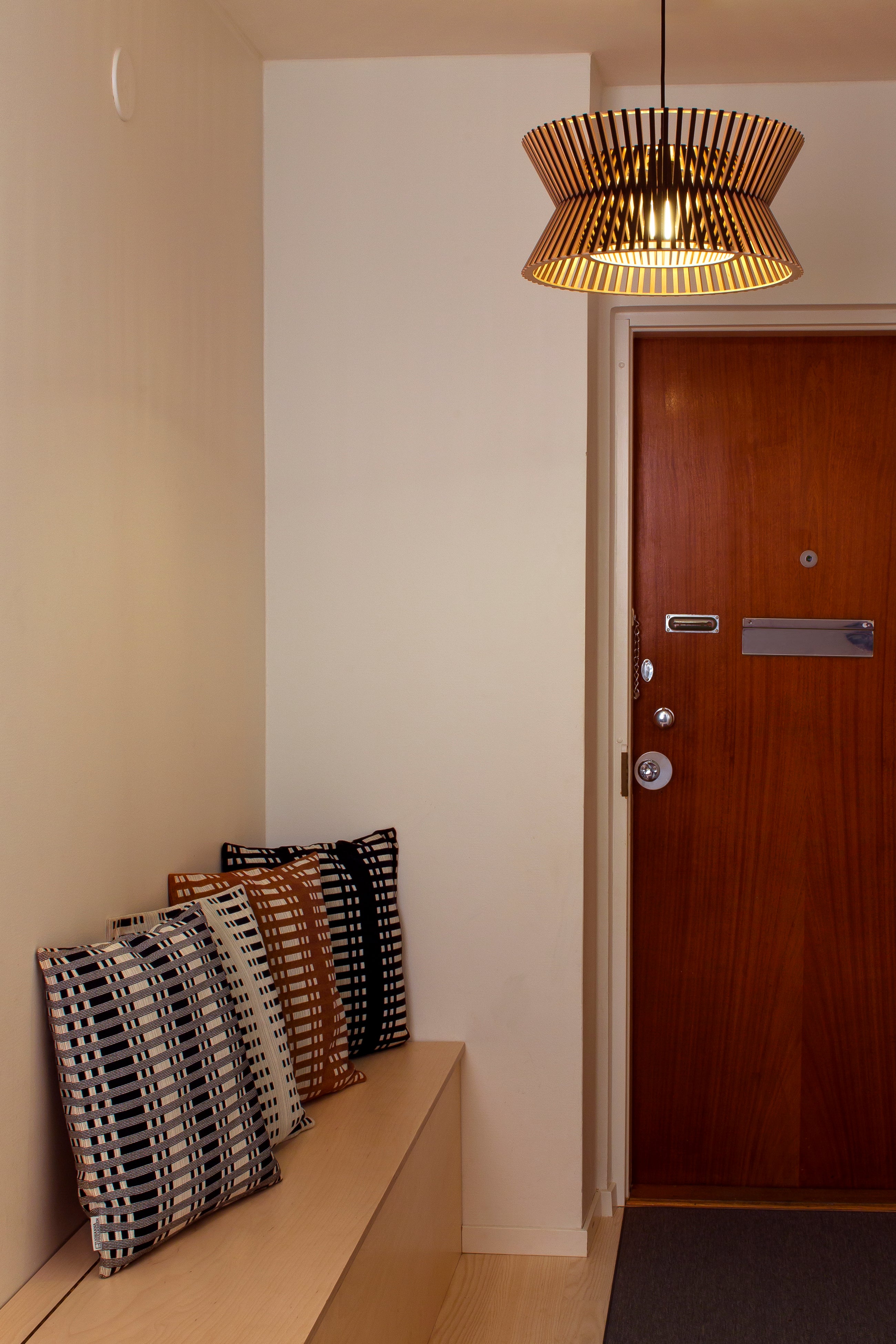 Secto KONTRO 6000 -riippuvalaisin