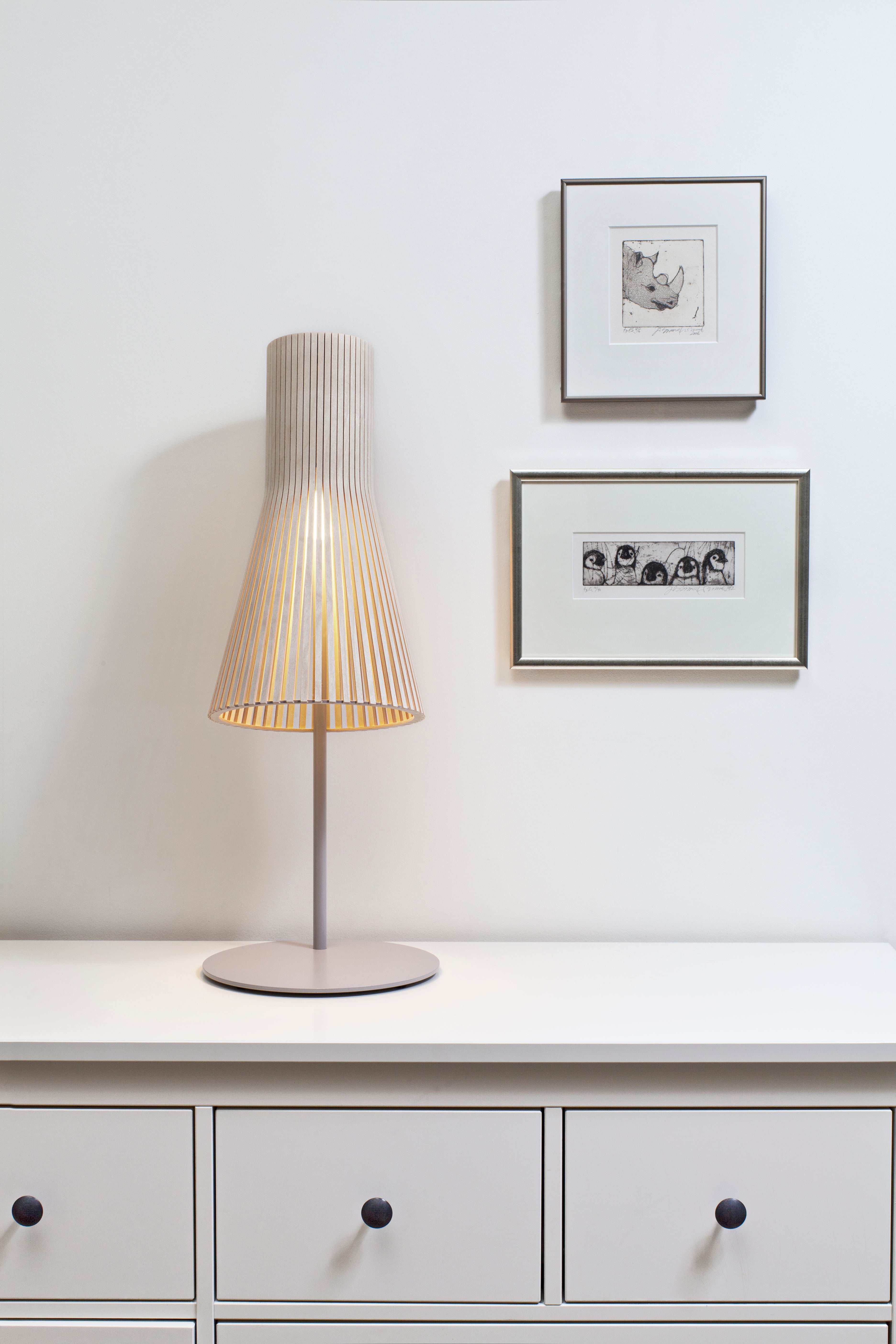 Secto SECTO 4220 -pöytävalaisin