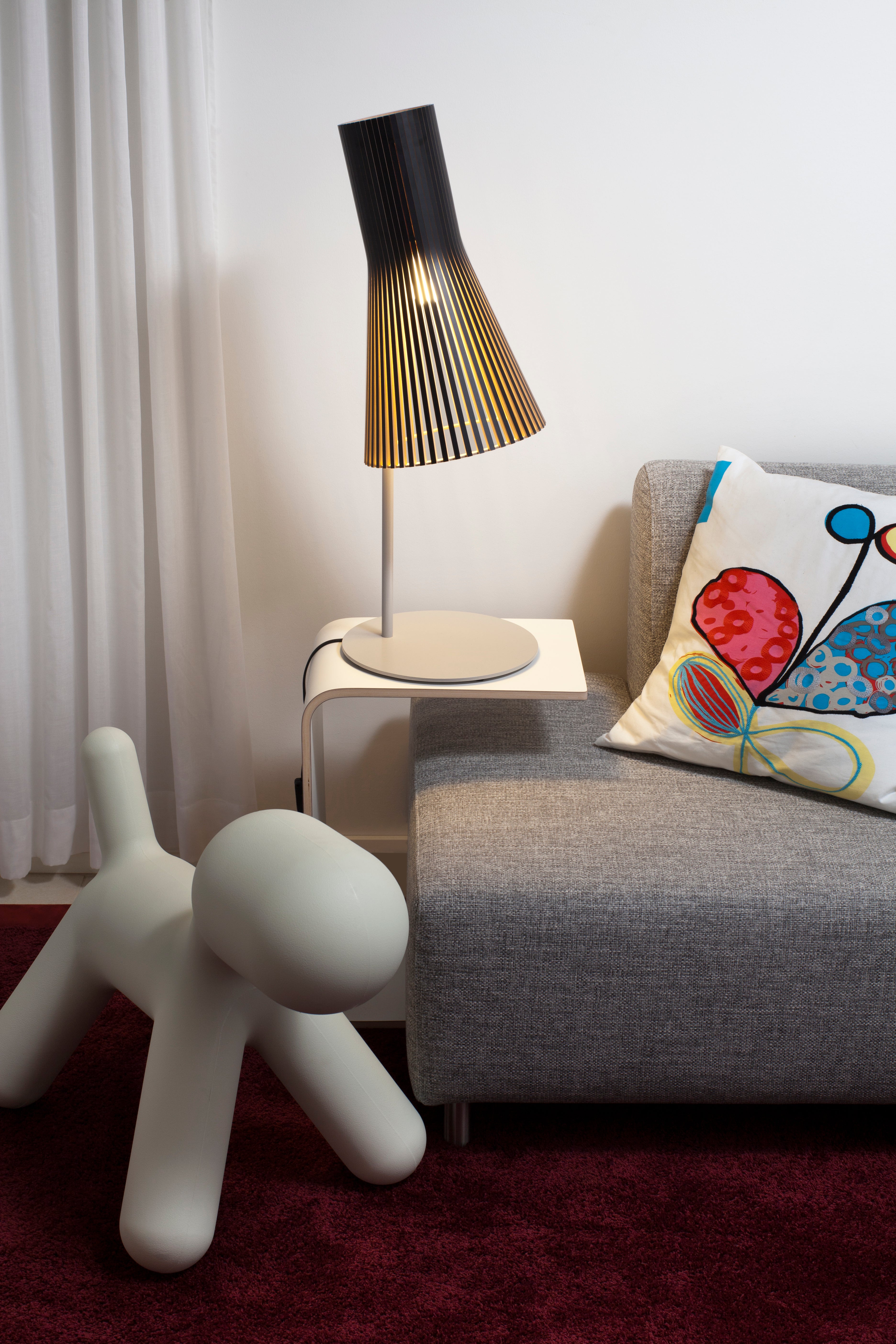 Secto SECTO 4220 -pöytävalaisin