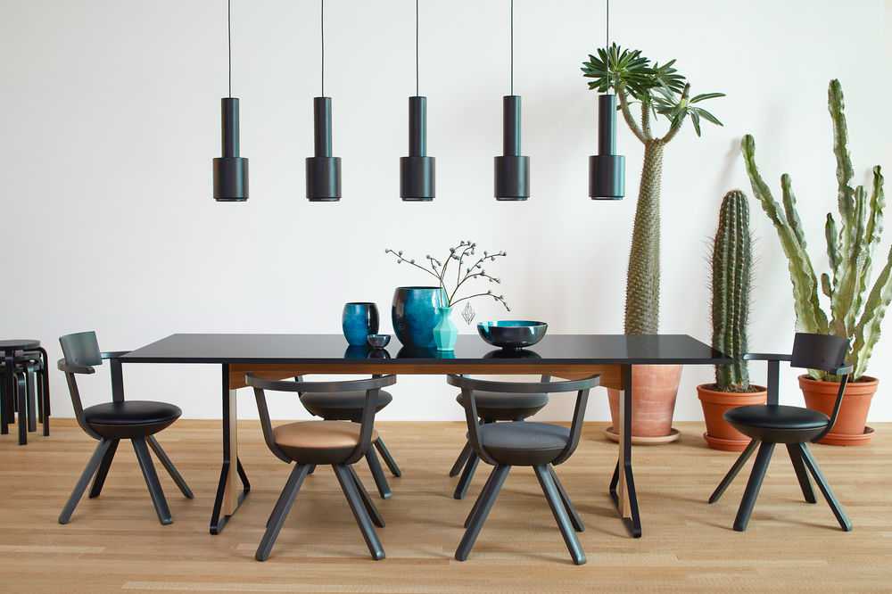 Artek RIVAL KG002 -tuoli
