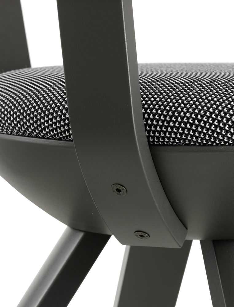 Artek RIVAL KG002 -tuoli