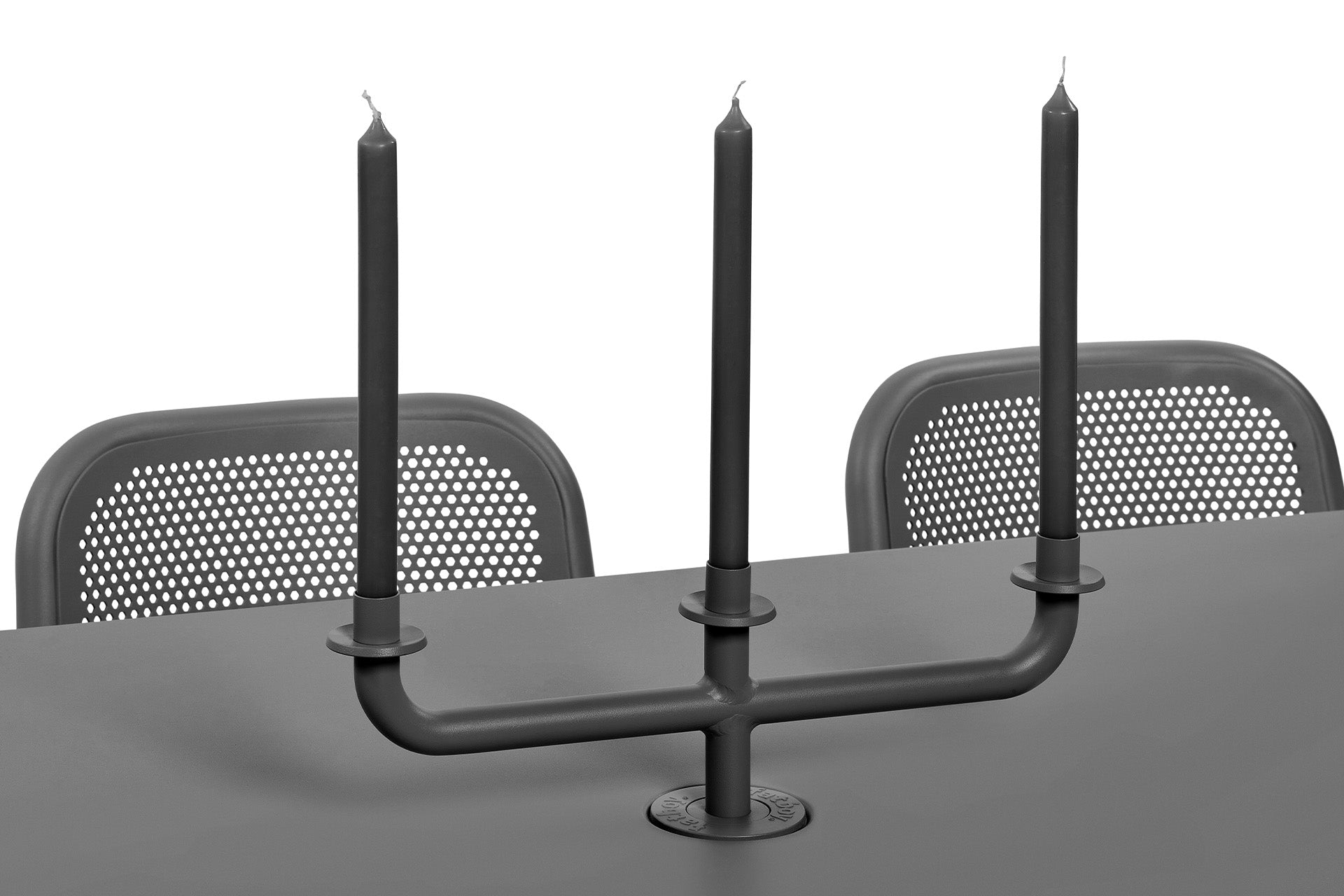 Fatboy TONÍ CANDLE HOLDER -kynttilänjalka pöytään