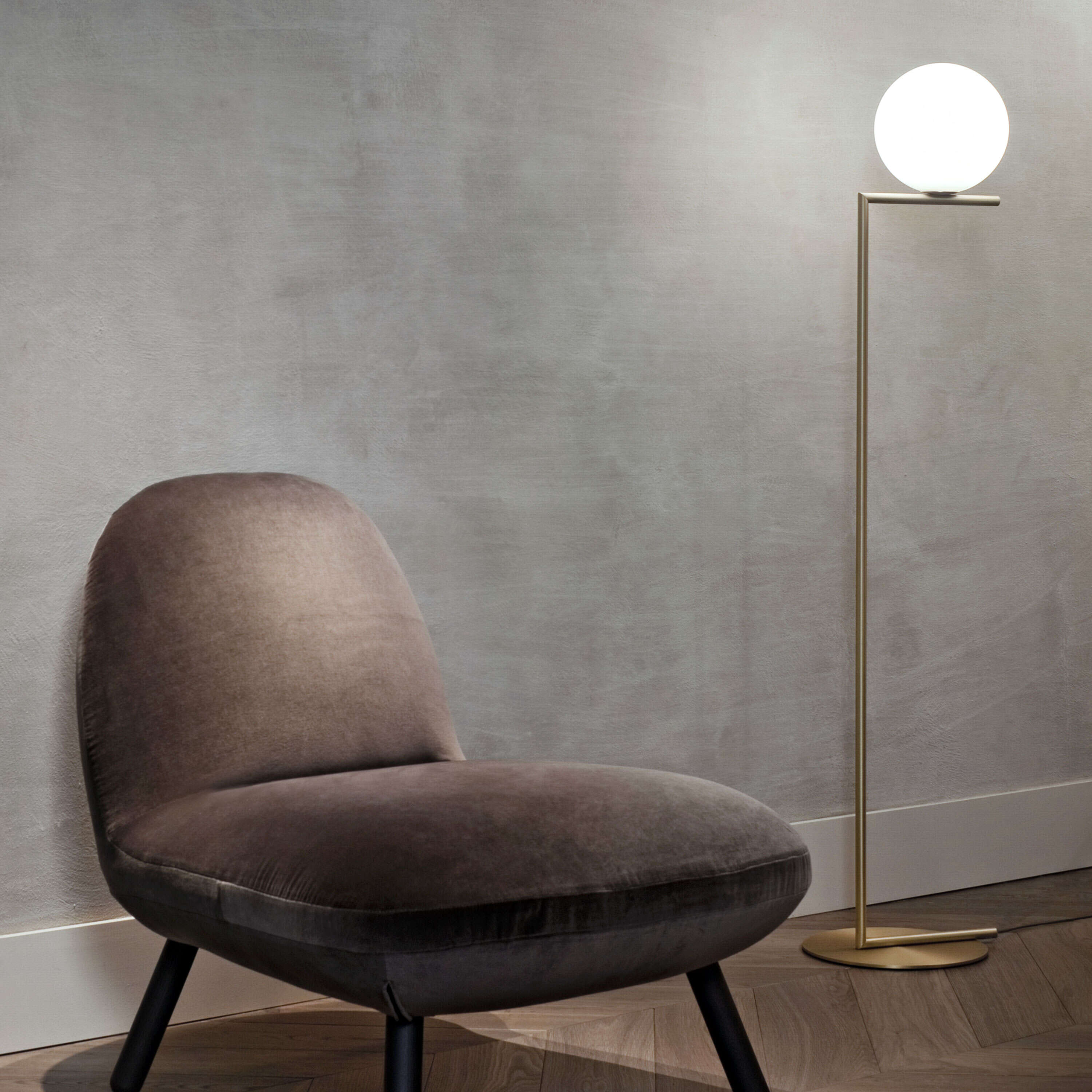 Flos IC F2 -lattiavalaisin