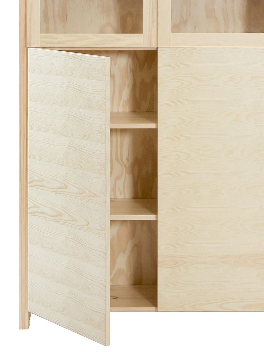 Lundia CLASSIC -vitriini viiluovilla