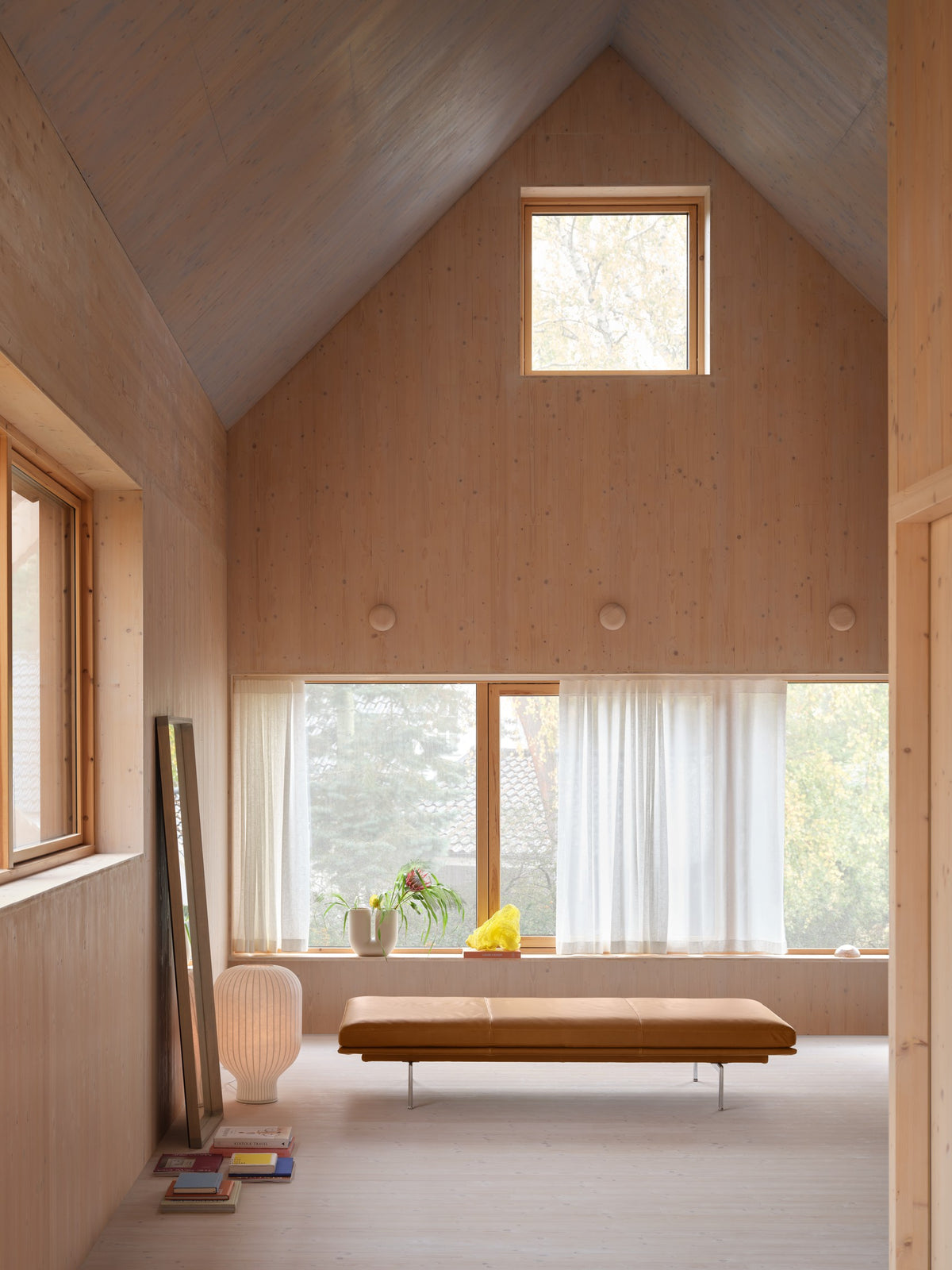 Muuto STRAND -pöytävalaisin