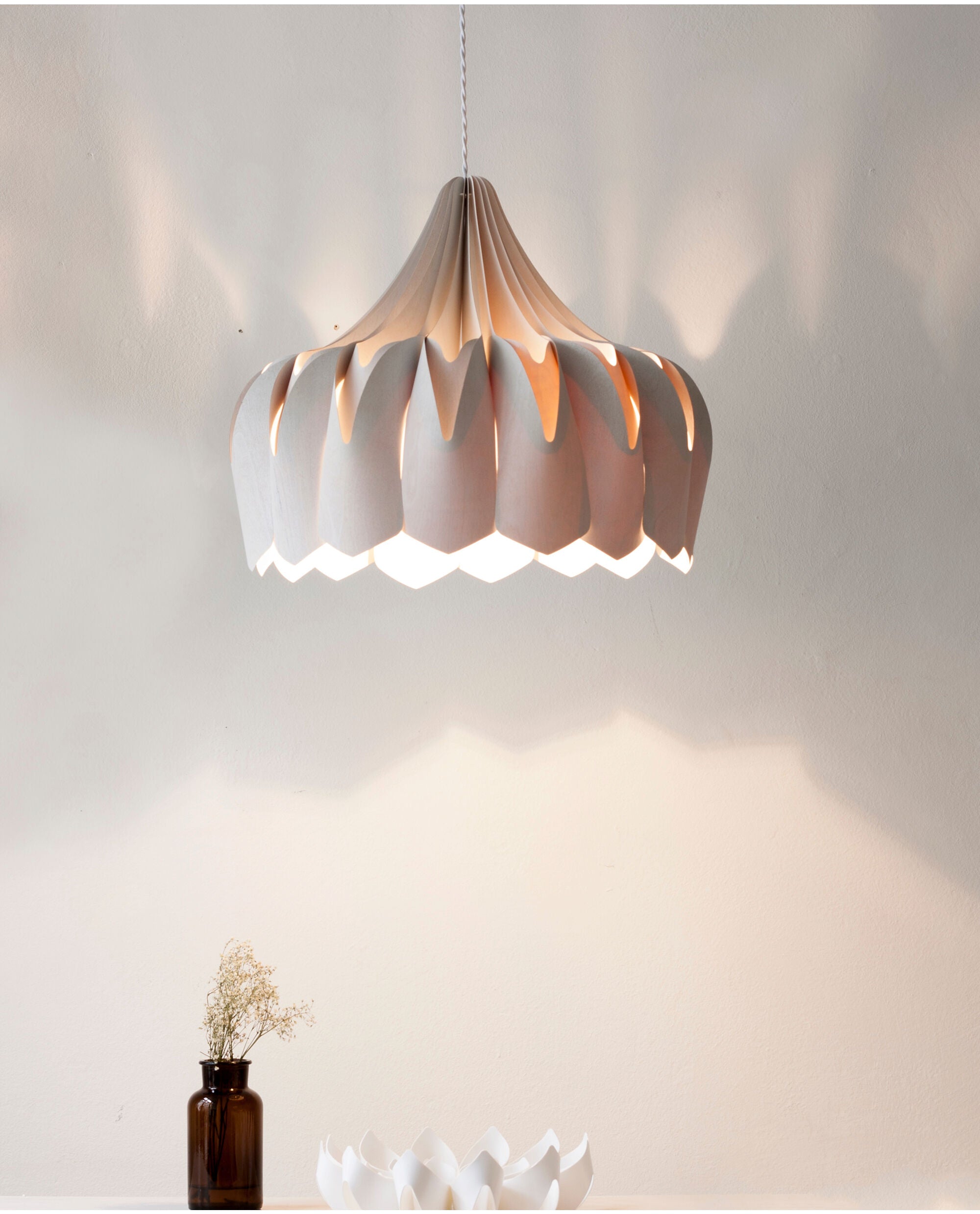 Pilke PIONI -valaisin