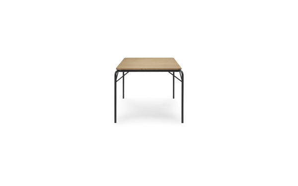 Normann Copenhagen VIG TABLE ROBINIA -pöytä