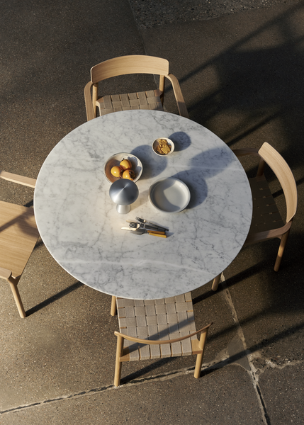 &tradition IN BETWEEN SK20 -pöytä