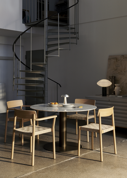 &tradition IN BETWEEN SK20 -pöytä