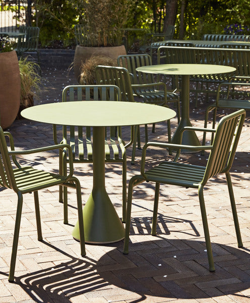 Hay PALISSADE CONE ROUND -pöytä