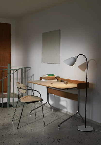 &tradition PAVILION AV17 -työpöytä