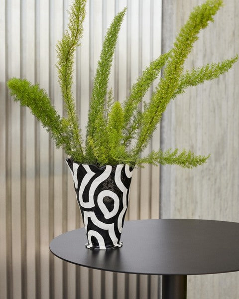 Hay PALISSADE CONE ROUND -pöytä