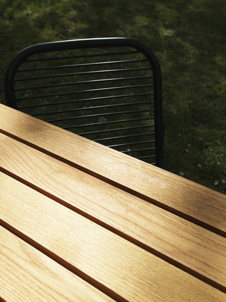 Normann Copenhagen VIG TABLE ROBINIA -pöytä