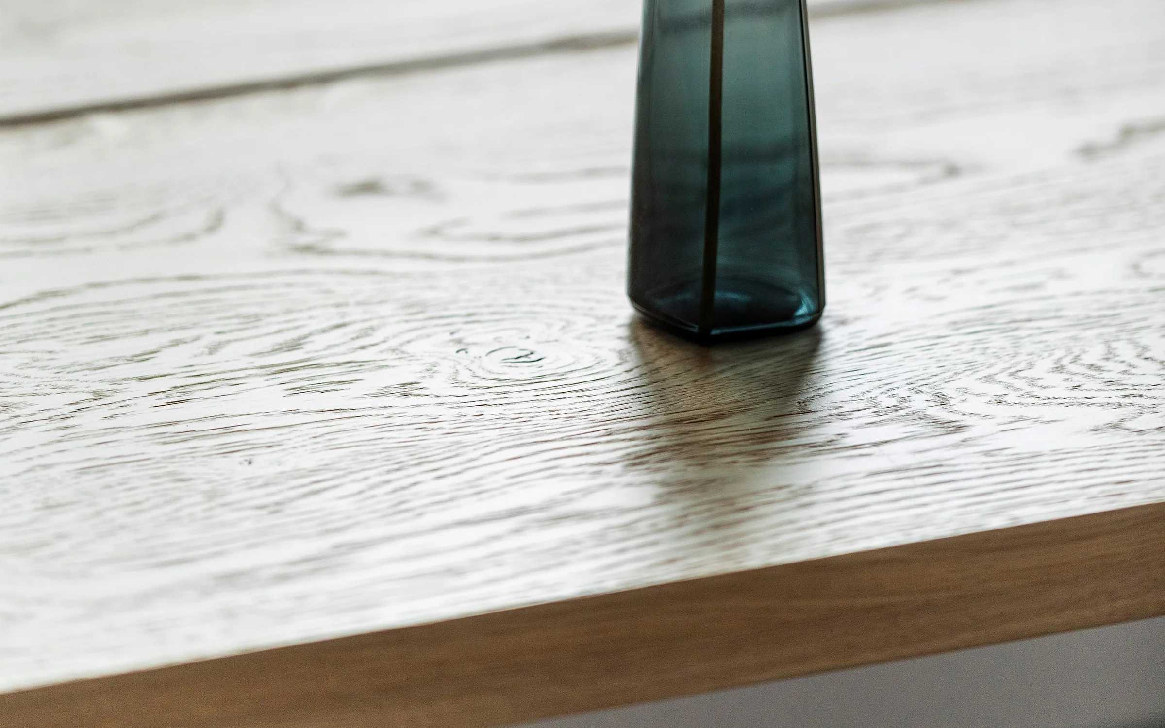 Tapio Anttila Collection FRONT OAK -pöytä