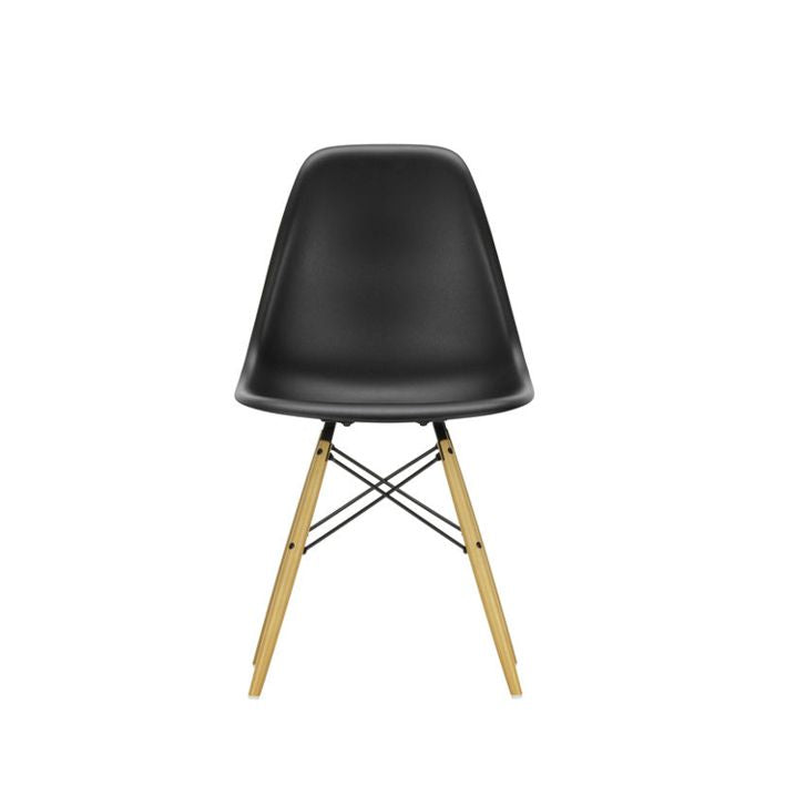 Vitra DSW -tuoli, 12 deep black/02 golden maple