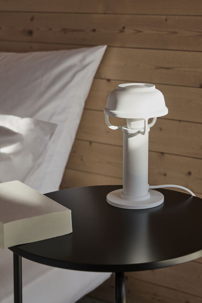 Artek KORI -pöytävalaisin