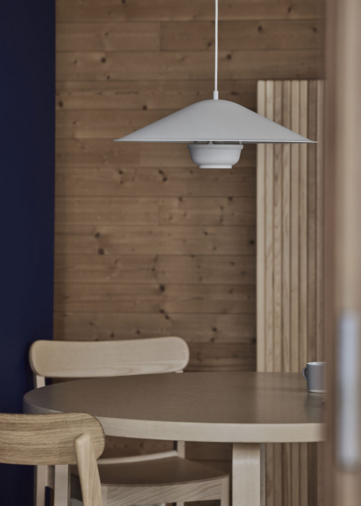 Artek KORI -valaisin kupuvarjostimella