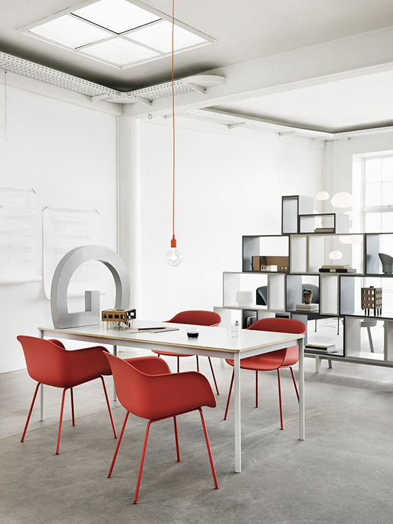 Muuto FIBER -käsinojatuoli