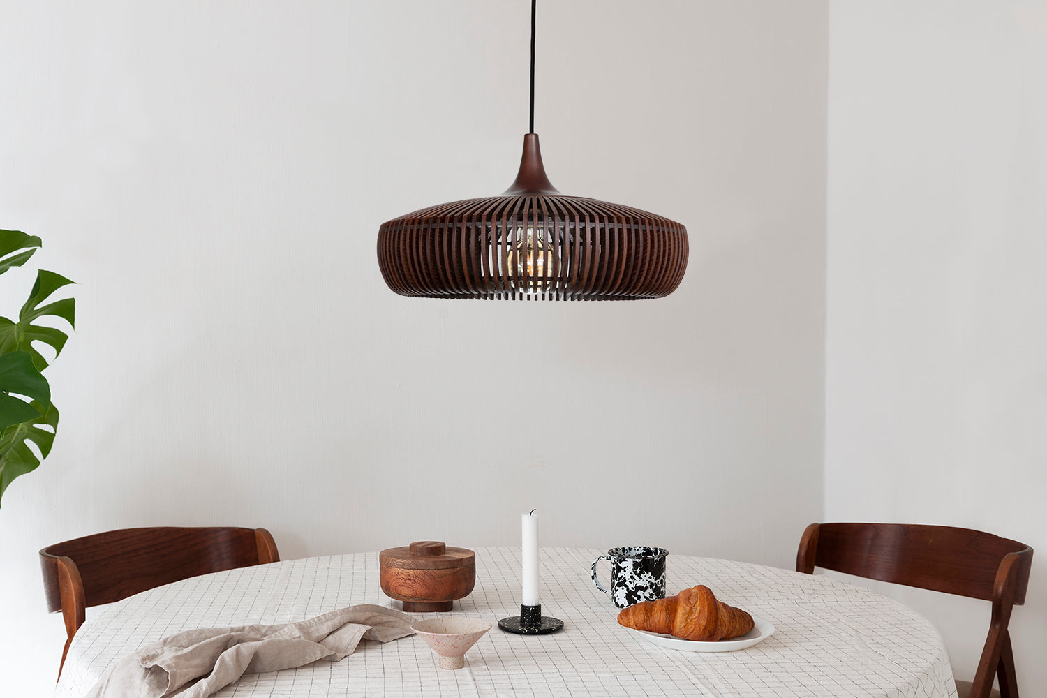 Umage CLAVA DINE WOOD -varjostin