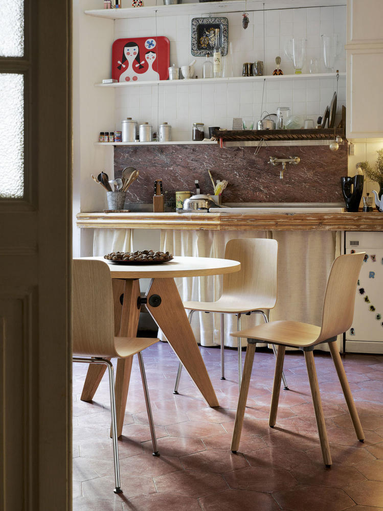 Vitra GUÉRIDON -pöytä