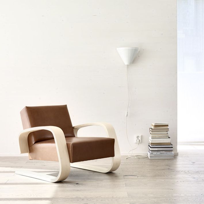 Artek 400 ''TANKKI'' -nojatuoli (koivu-nahkaverhoilu)