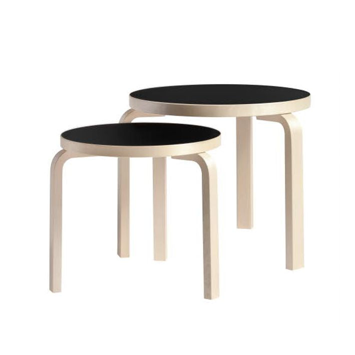 Artek 90D -sivupöytä