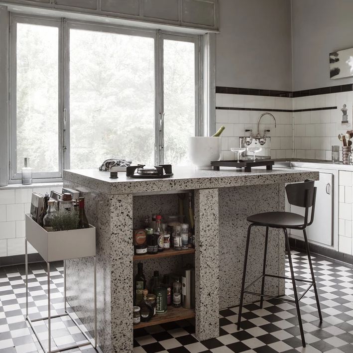 Ferm Living HERMAN -baarituoli